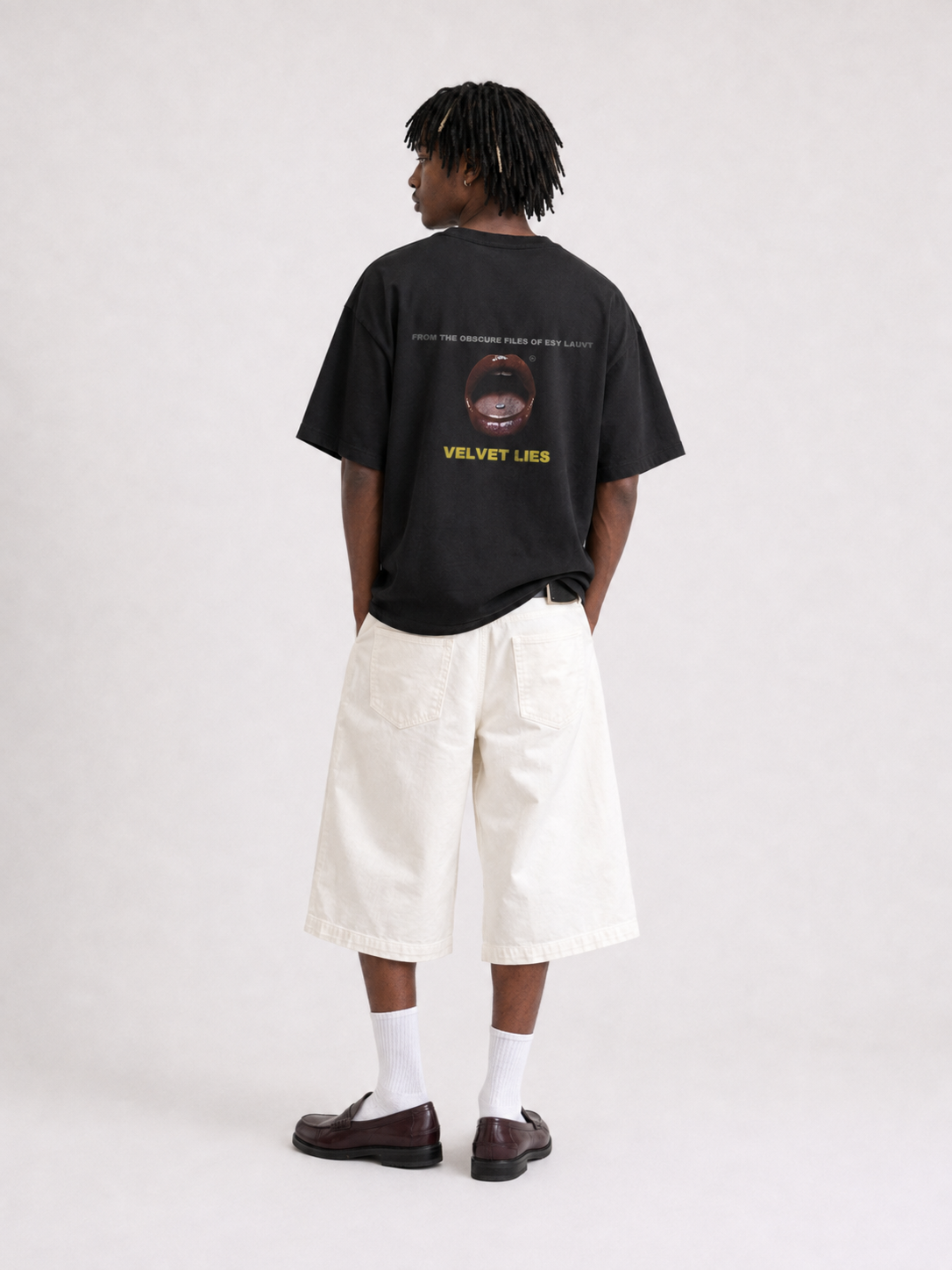 Velvet Lies | Camiseta Oversize